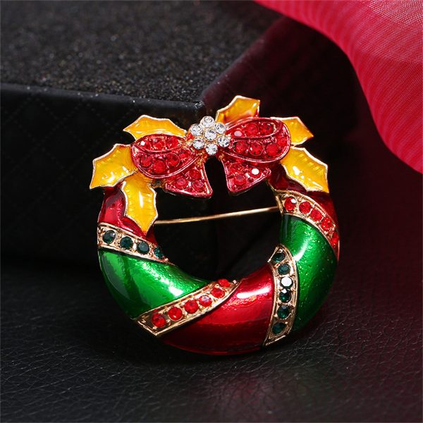 Red Cubic Zirconia & Enamel 18K Gold-Plated Christmas Bow Wreath Brooch Supply